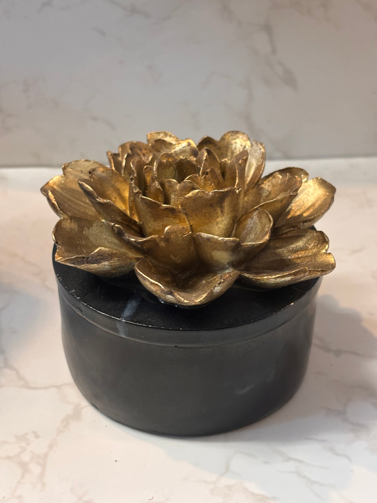 🌸 Gold Lotus Trinket Box 🌸
